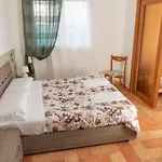 Appartamento Leto's In - Parking & Garden