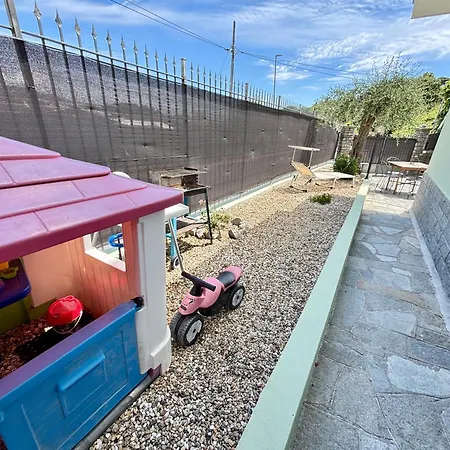 Leto's In - Parking & Garden Appartamento *