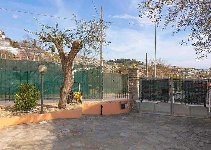 Lejlighed Leto's In - Parking & Garden